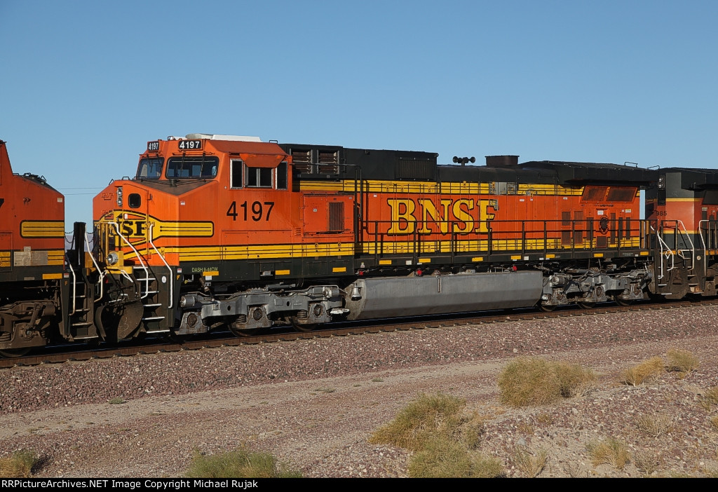 BNSF 4197